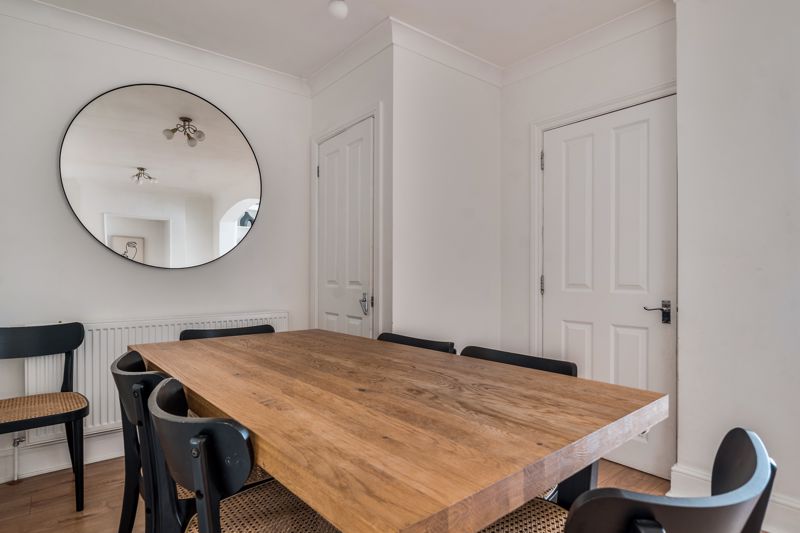 Dining- click for photo gallery